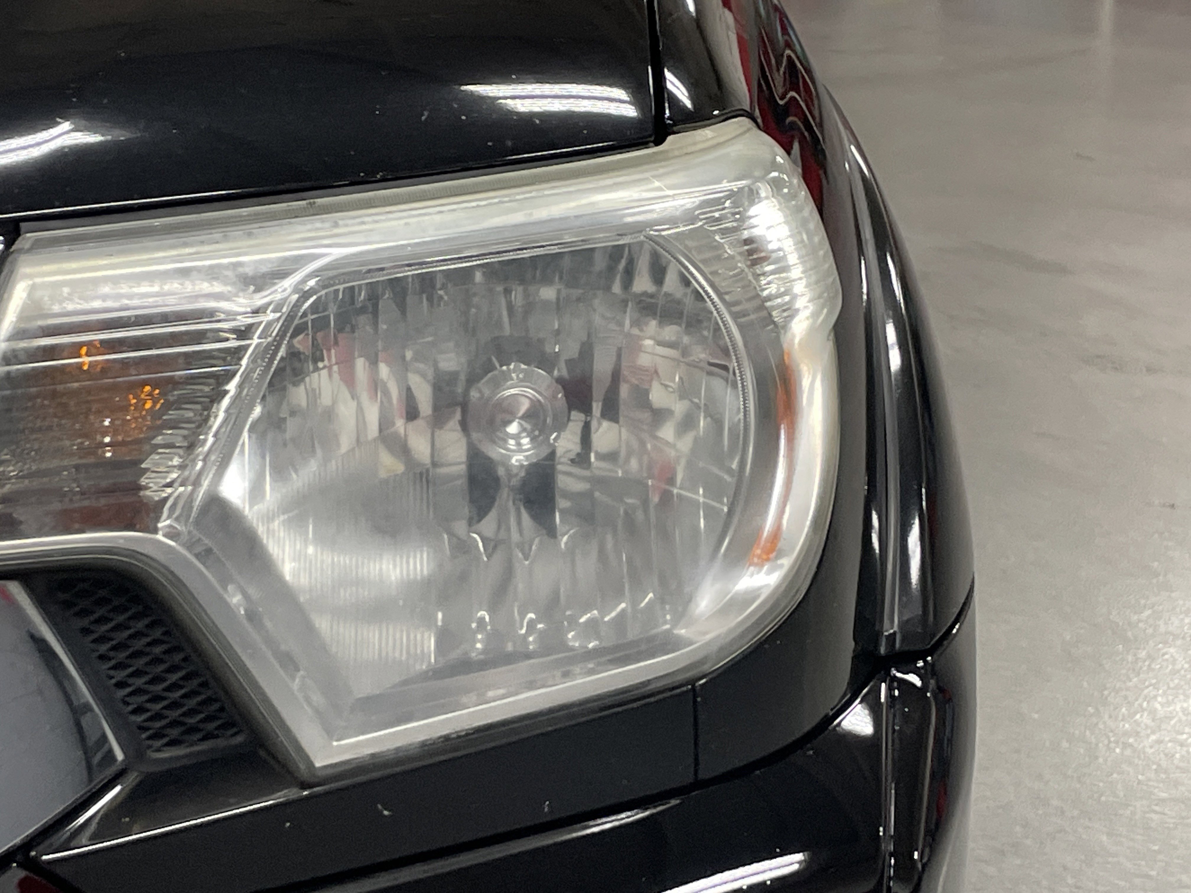 Used 2014 Toyota Tacoma PreRunner w/ SR5 Package image 6