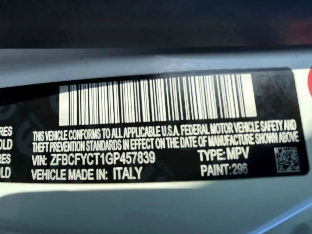 Used 2016 FIAT 500X Trekking image 27