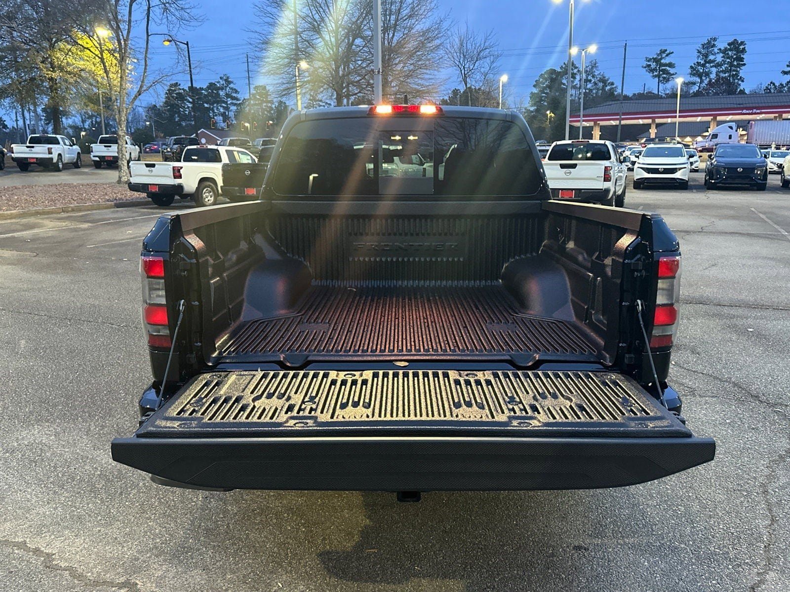 New 2026 Nissan Frontier SV w/ All-Weather Content Package AWD/4WD image 18