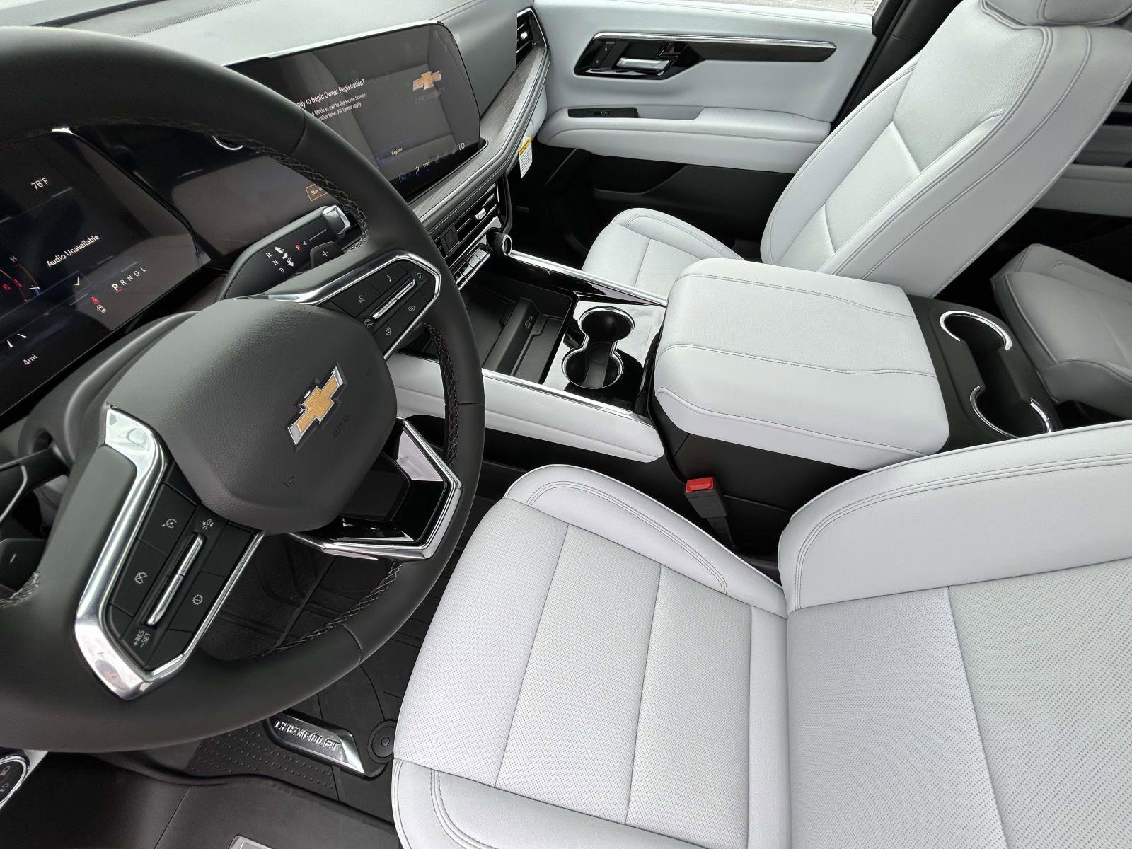 New 2026 Chevrolet Suburban Premier AWD/4WD image 10