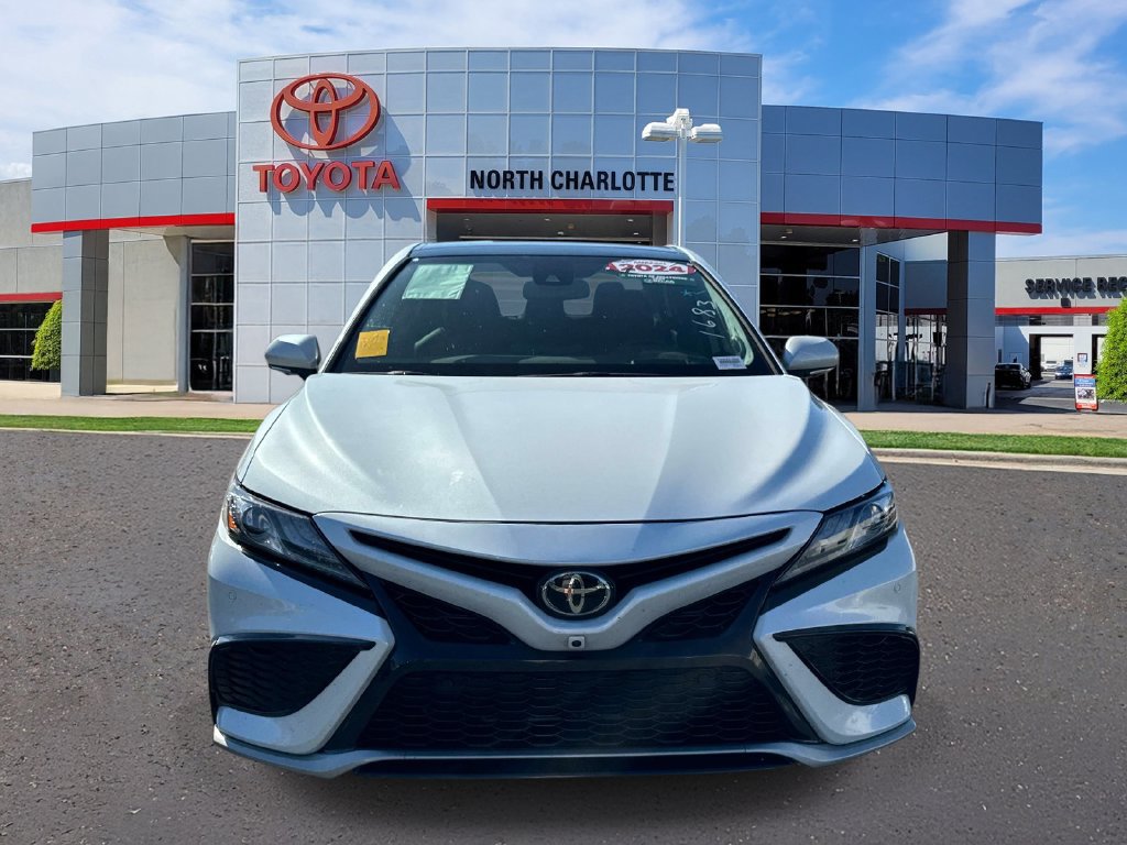 Used 2024 Toyota Camry XSE w/ Navigation Package FWD image 3
