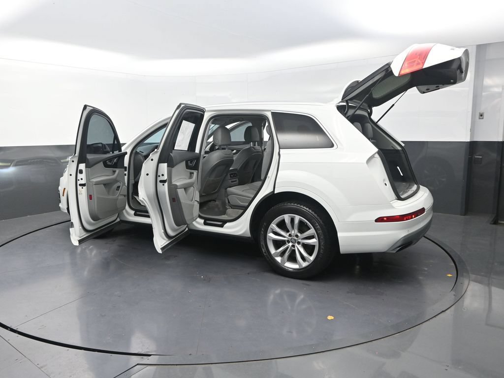 Used 2019 Audi Q7 3.0T Premium Plus AWD/4WD image 36