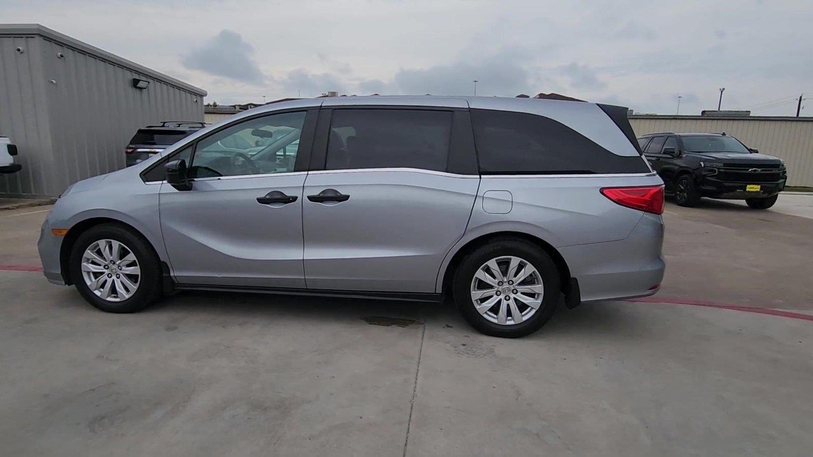 Used 2018 Honda Odyssey LX image 6
