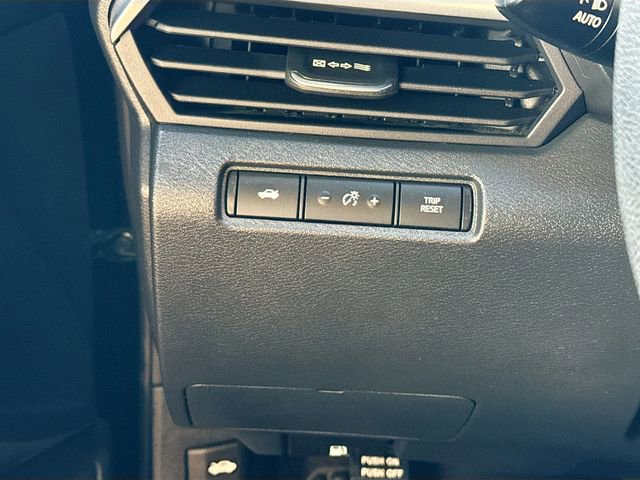 Used 2023 Nissan Altima 2.5 SV image 10