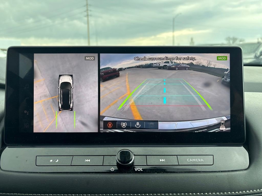 Used 2024 Nissan Rogue SL w/ SL Premium Package image 25