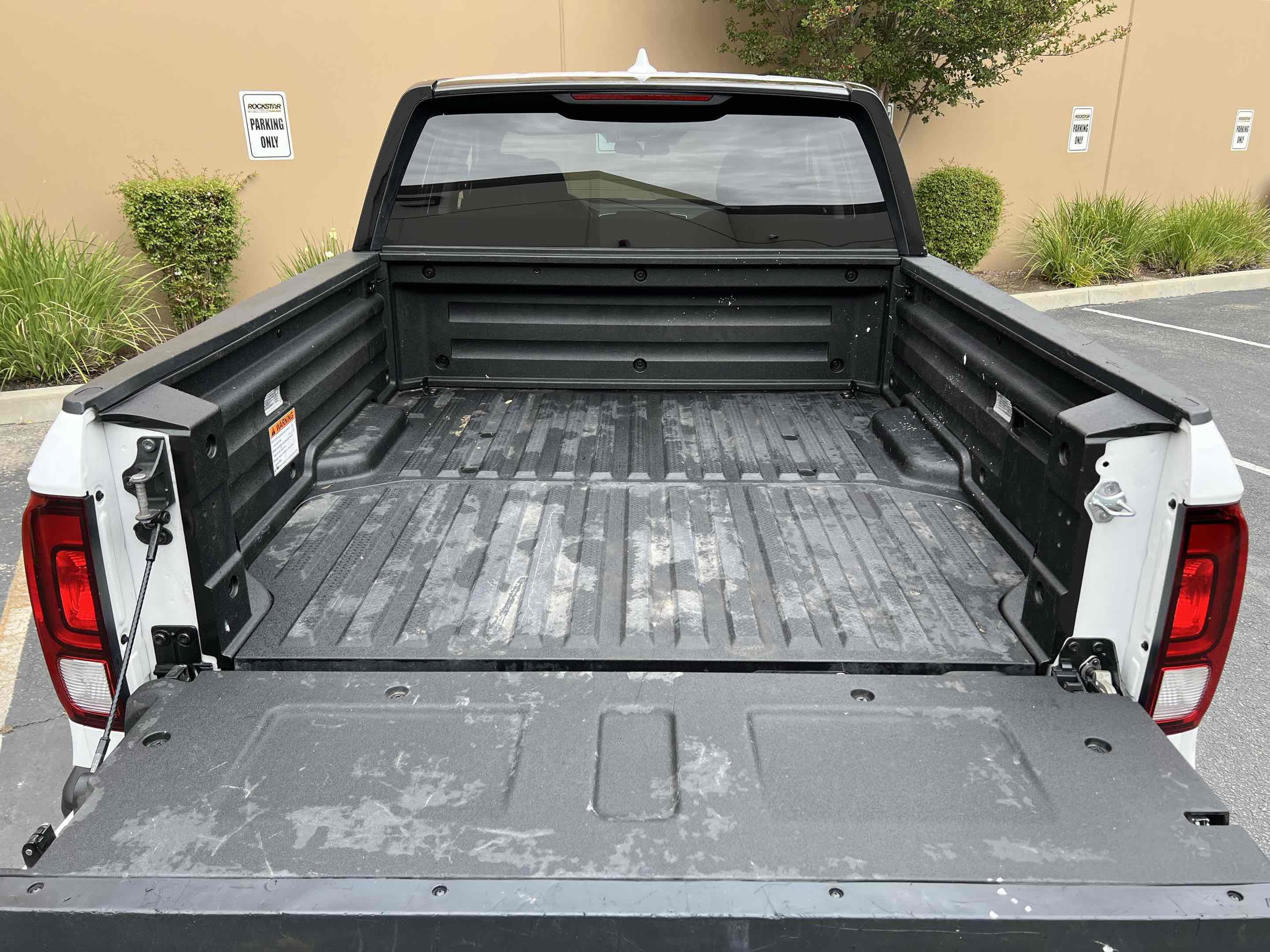 Used 2025 Honda Ridgeline Sport image 47