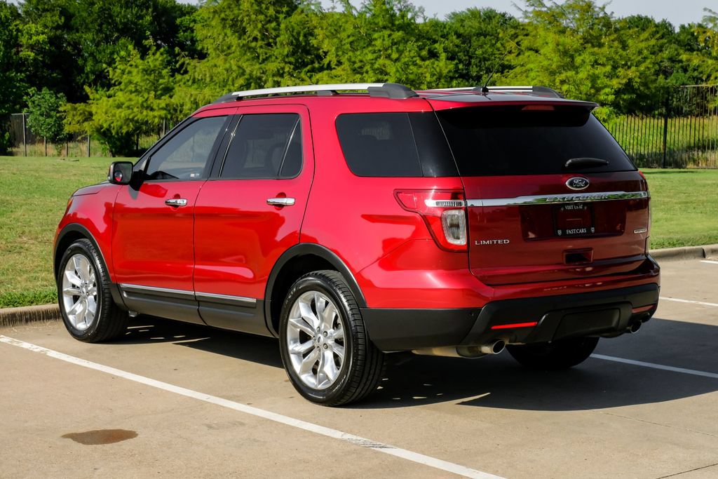 Used 2014 Ford Explorer Limited w/ Equipment Group 302A FWD image 16