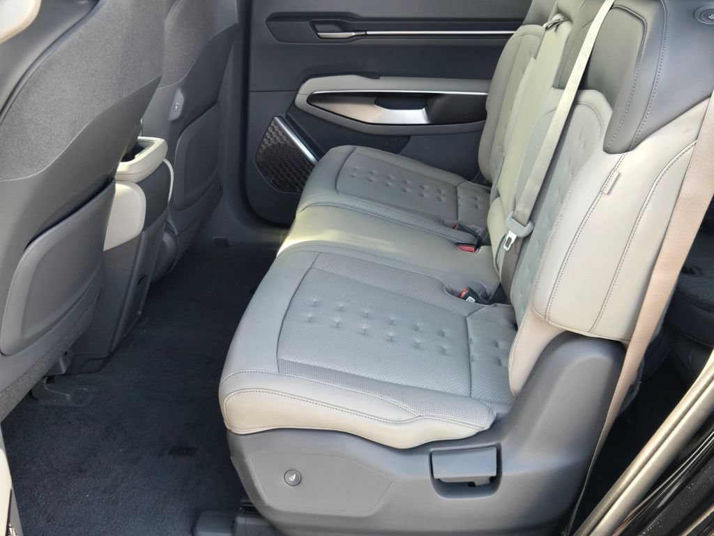 New 2026 Kia EV9 Wind AWD/4WD image 7