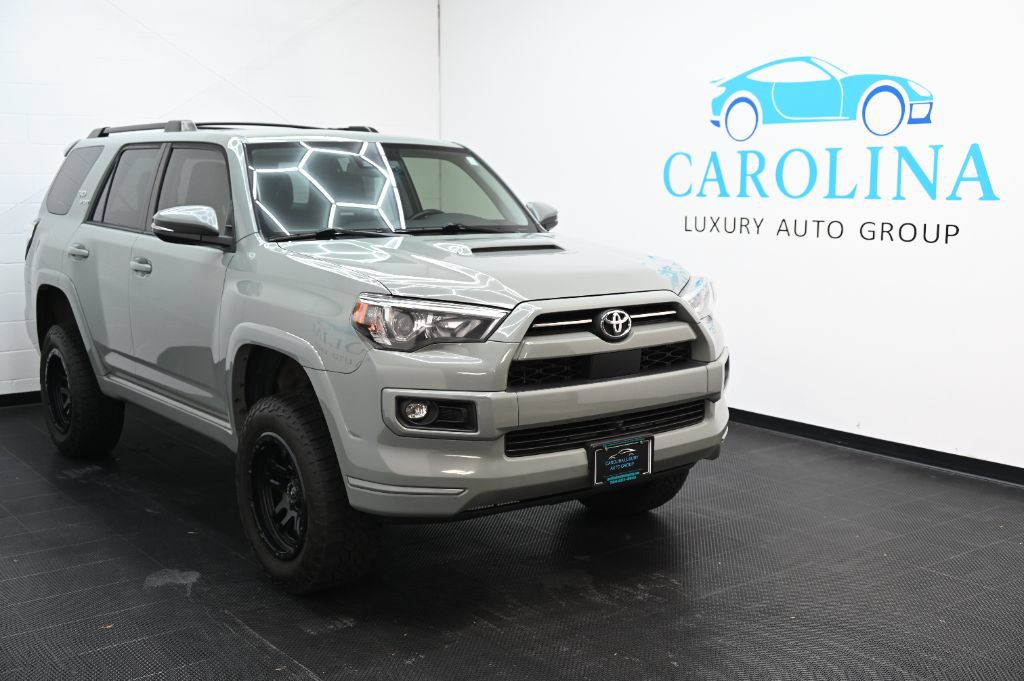 Used 2022 Toyota 4Runner TRD Sport w/ Technology Package AWD/4WD image 1