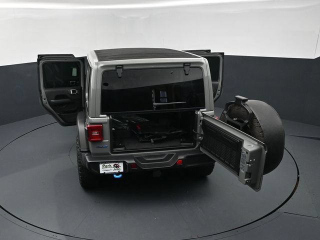 Used 2023 Jeep Wrangler Unlimited Rubicon 4xe w/ Cold Weather Group AWD/4WD image 28