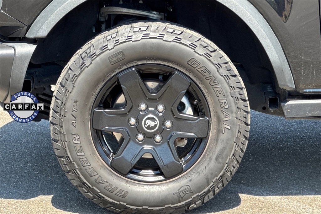 Used 2022 Ford Bronco Black Diamond image 12