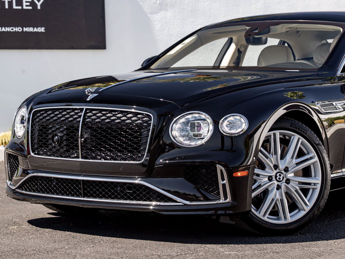 Used 2026 Bentley Flying Spur Plug-In Hybrid AWD/4WD image 8