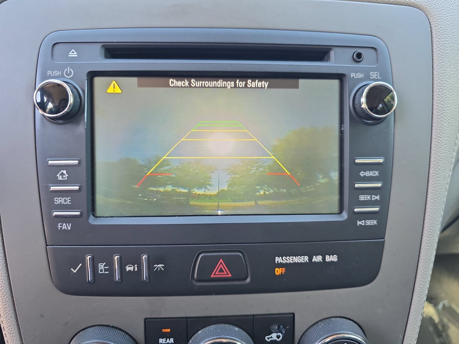 Used 2015 Chevrolet Traverse LS FWD image 25