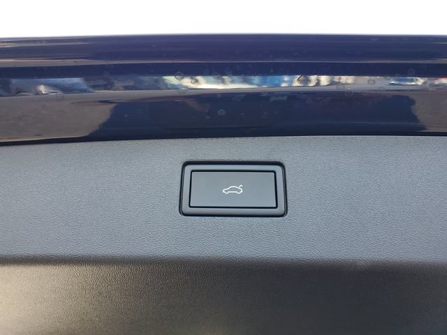 New 2026 Volkswagen Tiguan SE AWD/4WD image 8