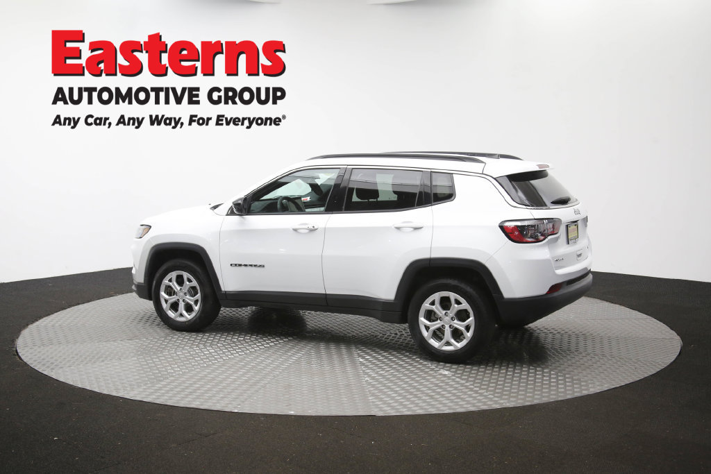 Used 2024 Jeep Compass Latitude AWD/4WD image 63