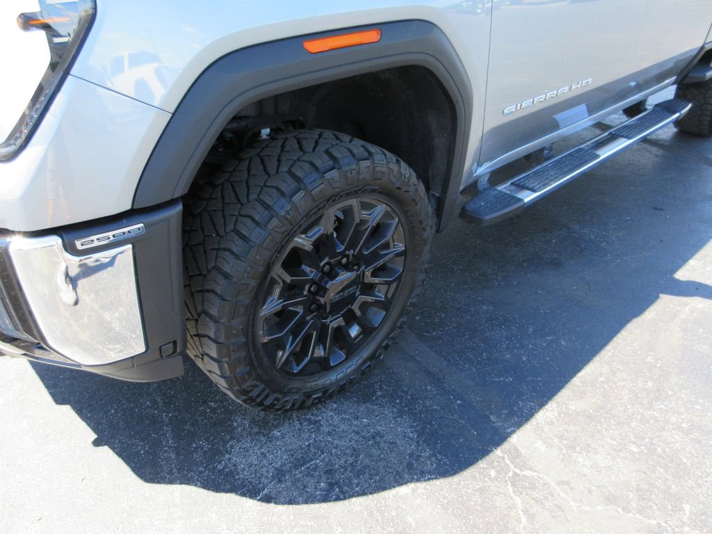 Certified 2025 GMC Sierra 2500 SLT w/ SLT Premium Package AWD/4WD image 15