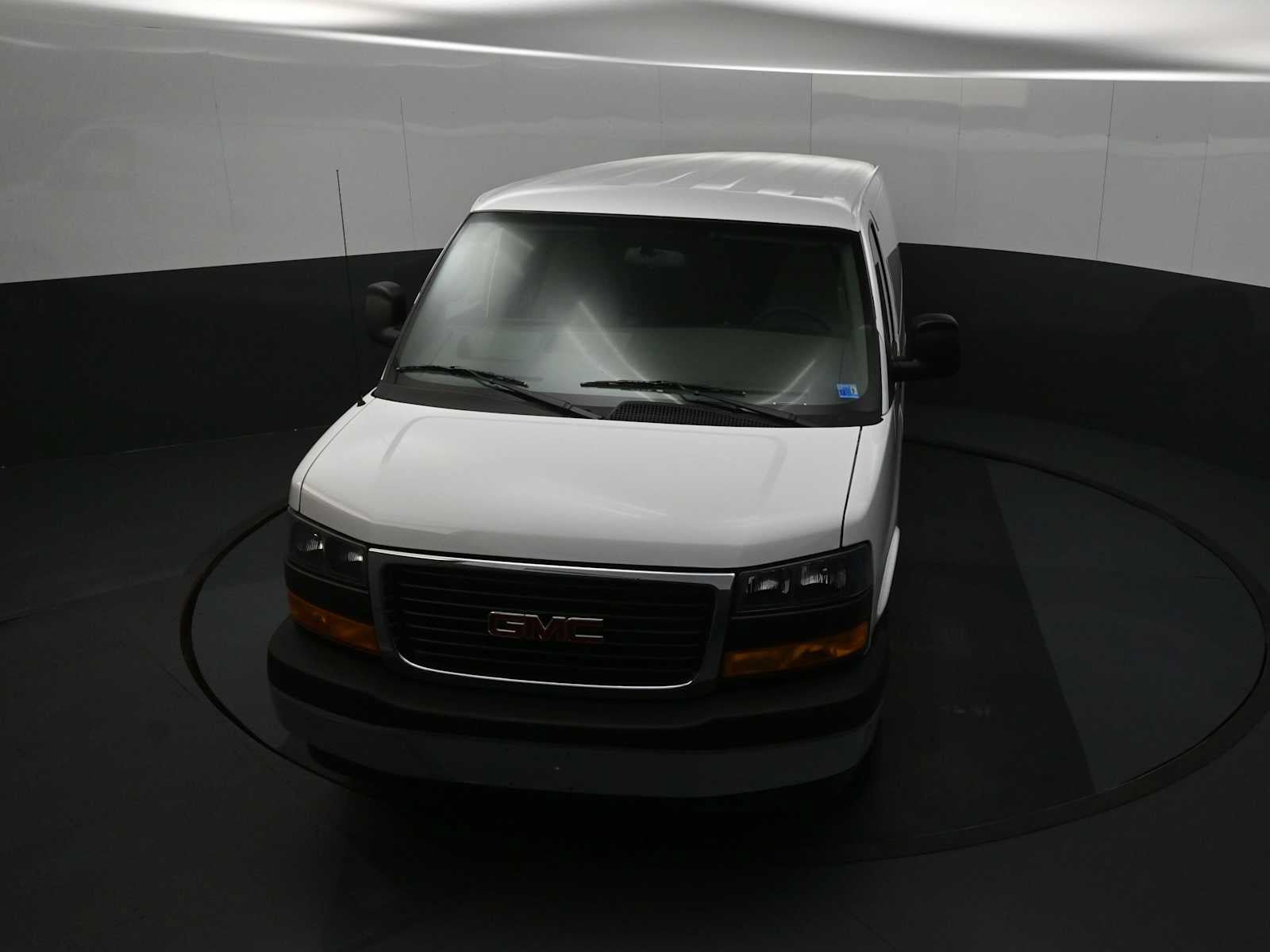 New 2026 GMC Savana 3500 Extended w/ Driver Convenience Package RWD image 25
