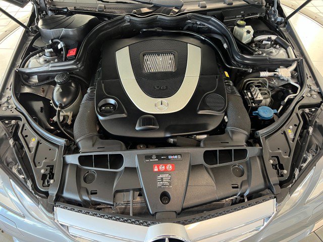 Used 2010 Mercedes-Benz E 550 Coupe image 34