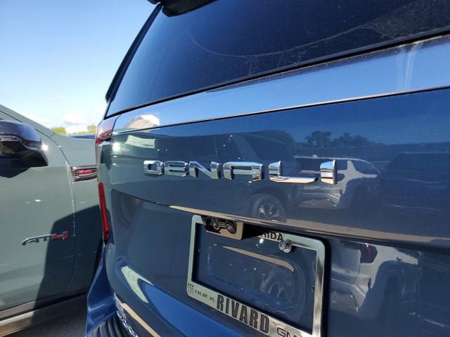 New 2026 GMC Yukon XL Denali w/ Denali Reserve Package AWD/4WD image 9