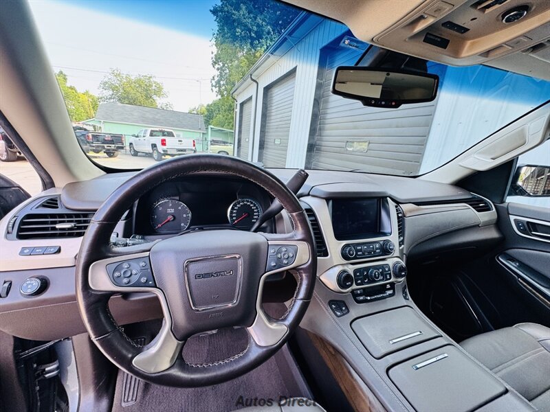 Used 2019 GMC Yukon 2WD Denali w/ PREMIUM PACKAGE w/ Denali Ultimate Package image 27