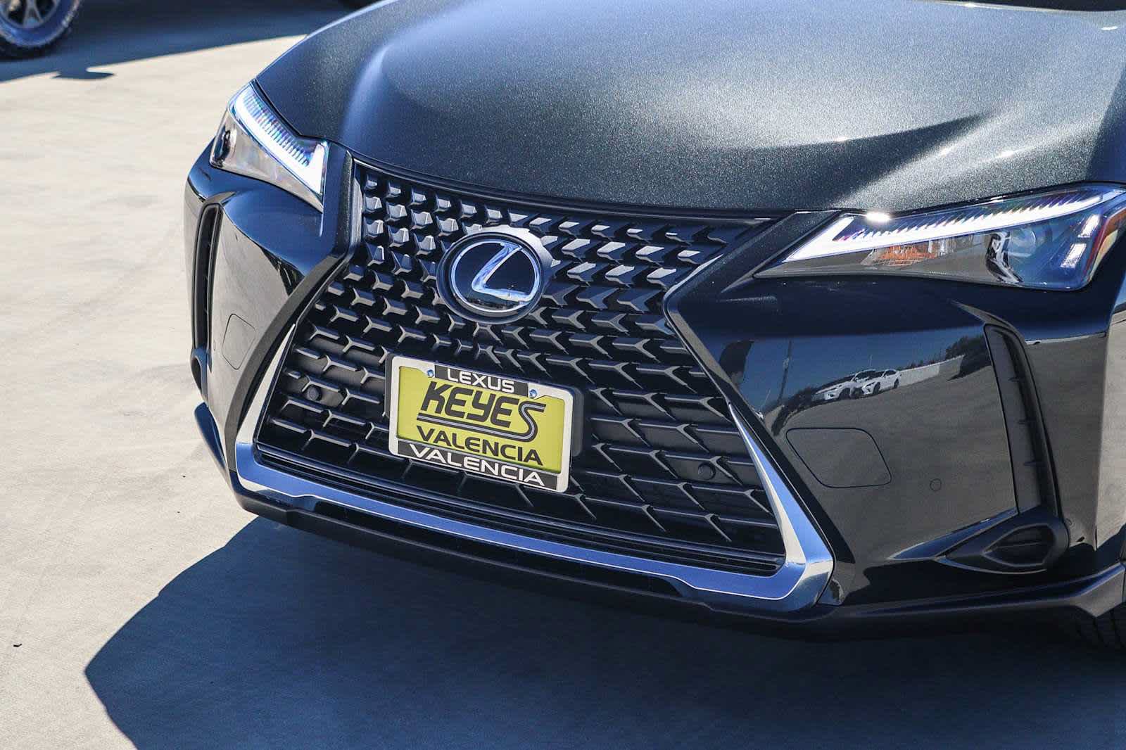 New 2026 Lexus UX 300h FWD image 8