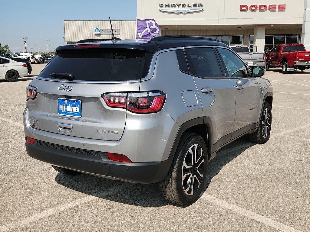 Used 2024 Jeep Compass Limited AWD/4WD image 4