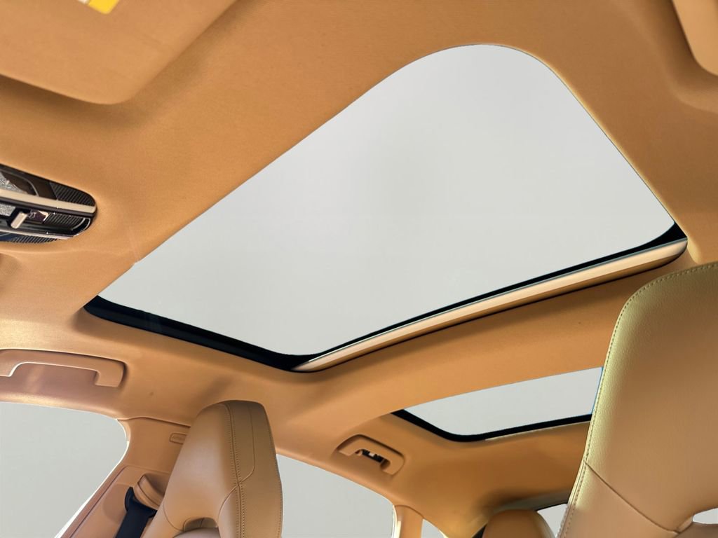 Used 2021 Porsche Panamera 4 image 21