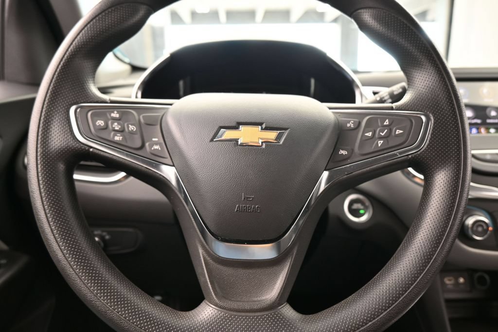 Used 2024 Chevrolet Equinox LS w/ Driver Confidence II Package FWD image 22