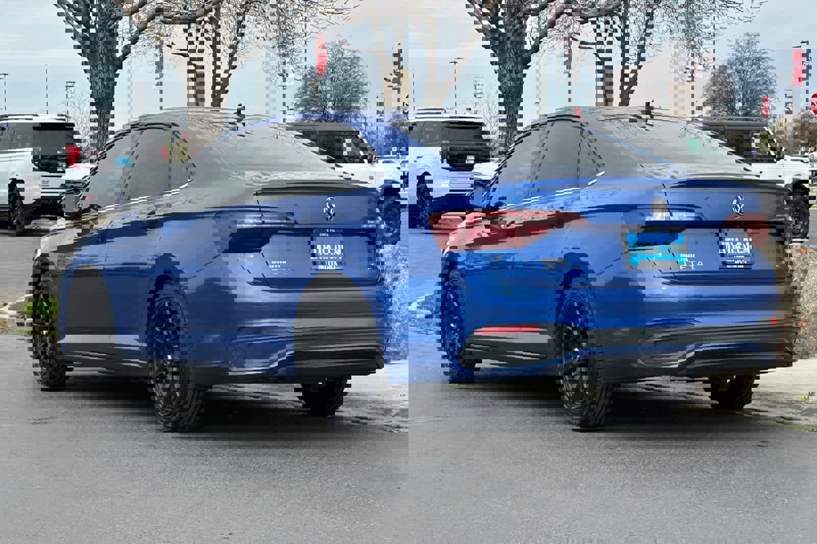 Used 2022 Volkswagen Jetta SE image 6