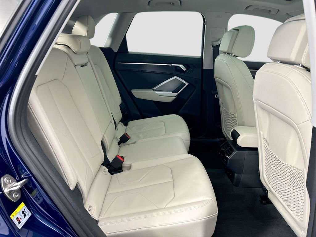Certified 2025 Audi Q3 2.0T Premium w/ Convenience Package image 20