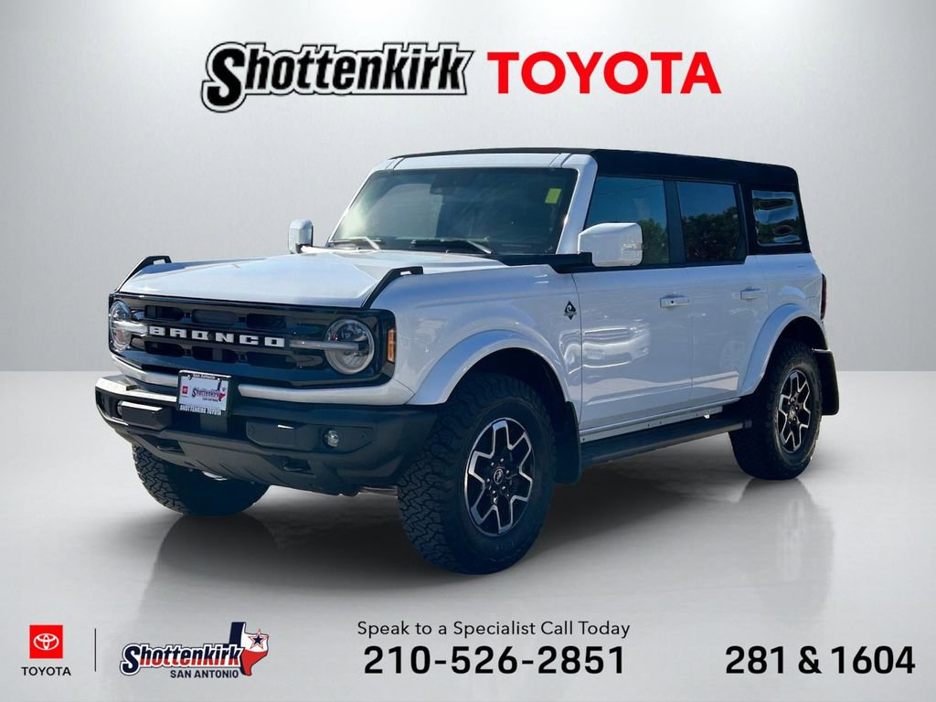 Used 2024 Ford Bronco Outer Banks image 1