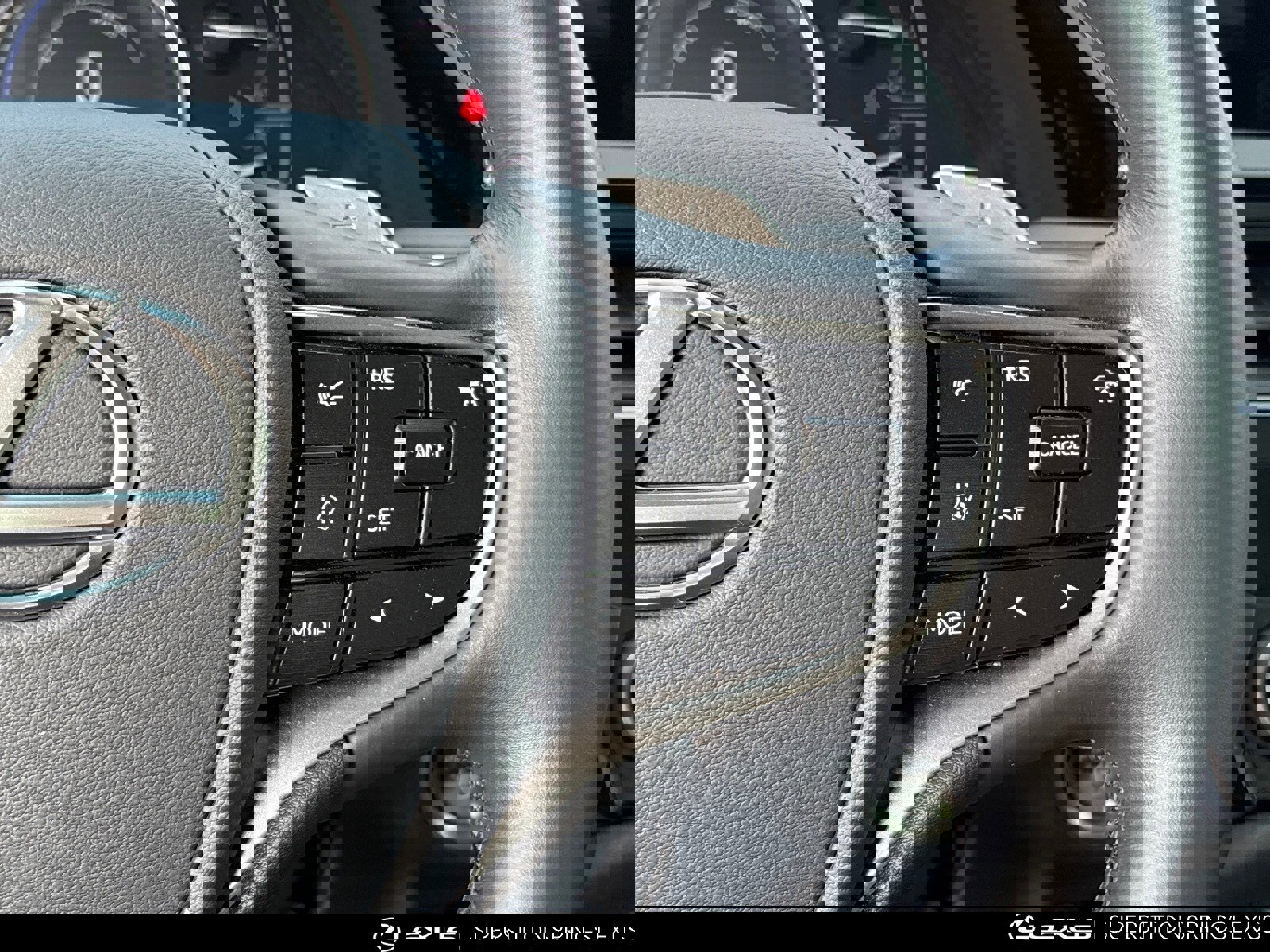 Certified 2025 Lexus ES 300h w/ Premium Package image 30