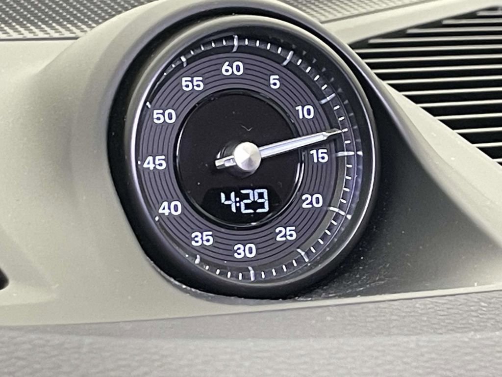 Used 2025 Porsche Cayenne S image 29