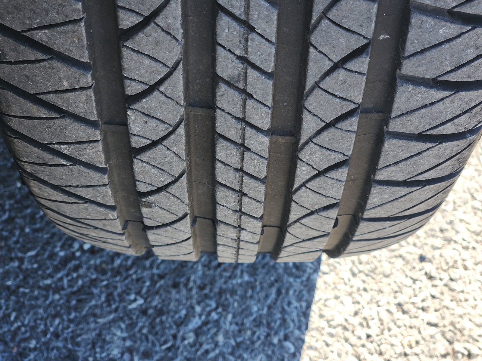 Used 2010 Chrysler Sebring Limited image 15