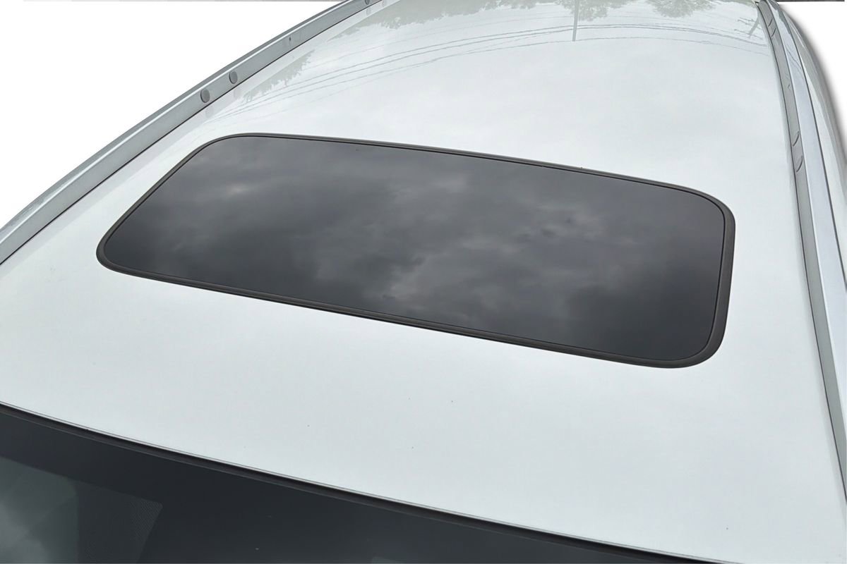 Used 2015 Honda CR-V Touring image 11
