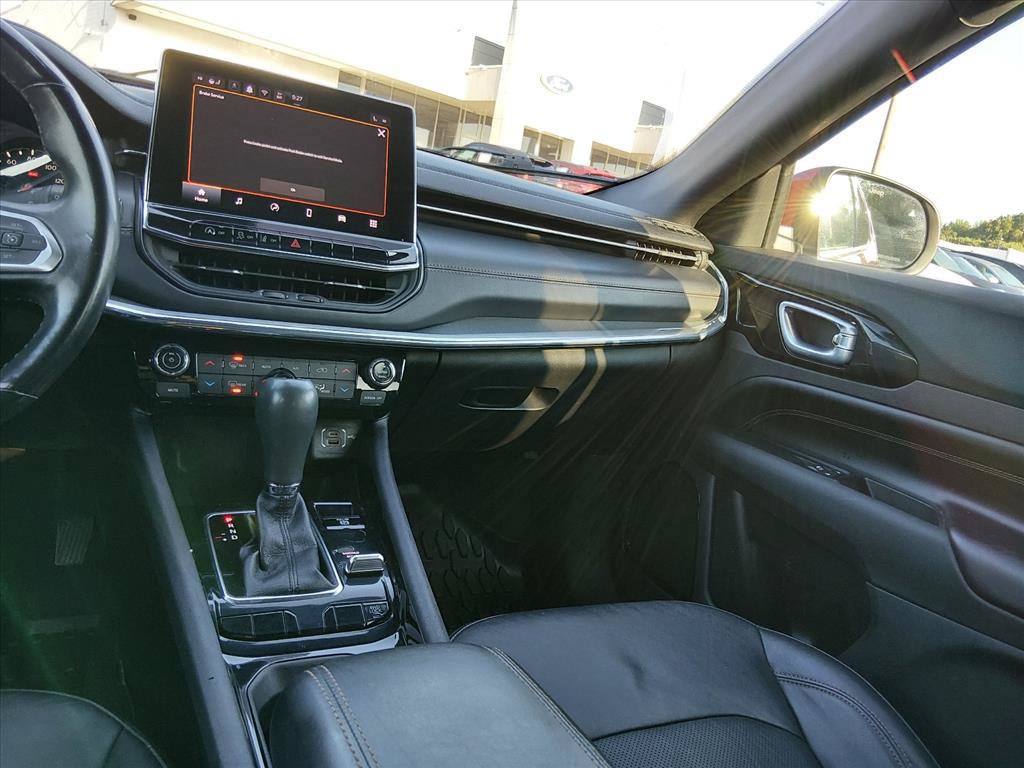 Used 2022 Jeep Compass Limited AWD/4WD image 12