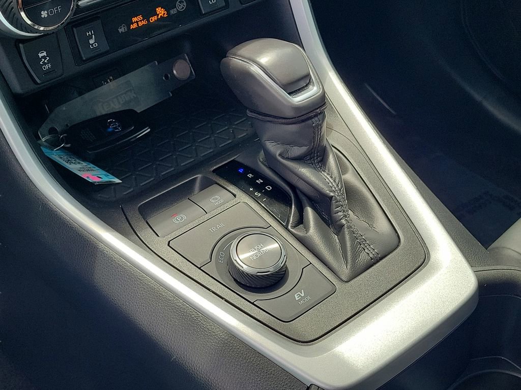 Certified 2023 Toyota RAV4 XSE image 18