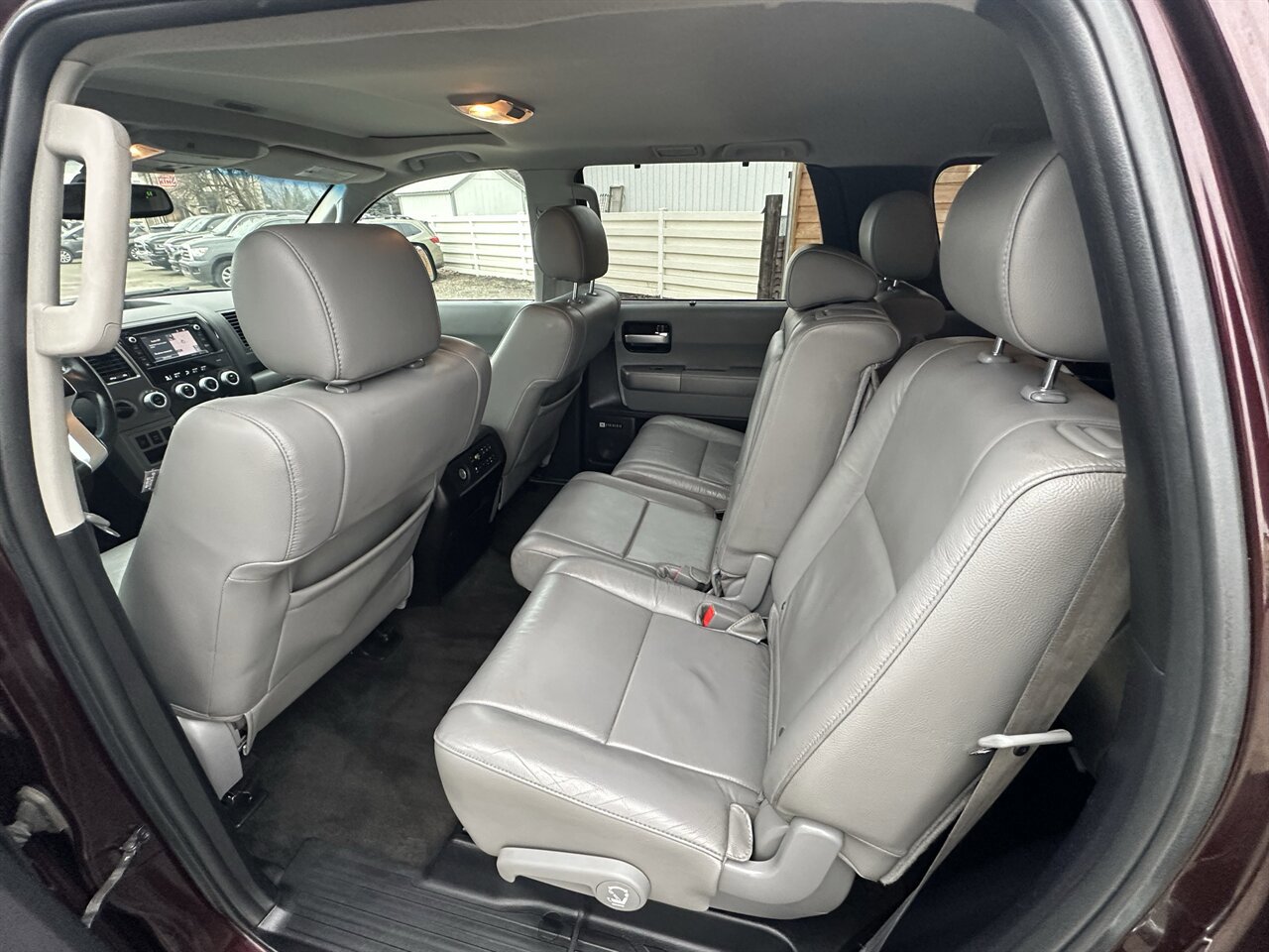 Used 2015 Toyota Sequoia Limited AWD/4WD image 21