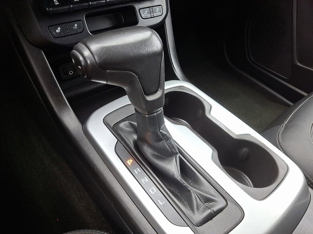 Used 2019 Chevrolet Colorado ZR2 w/ ZR2 Midnight Special Edition image 15