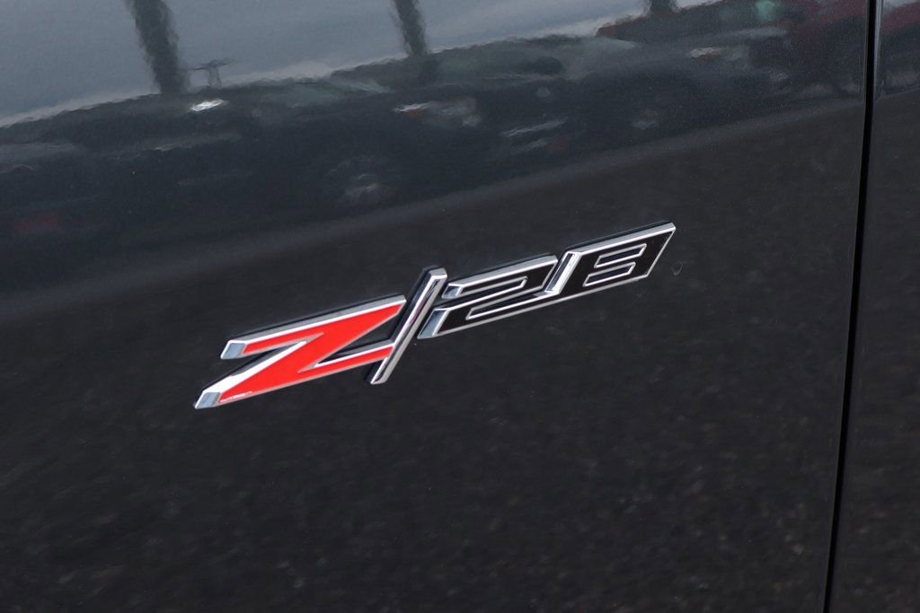 Used 2015 Chevrolet Camaro Z/28 RWD image 38