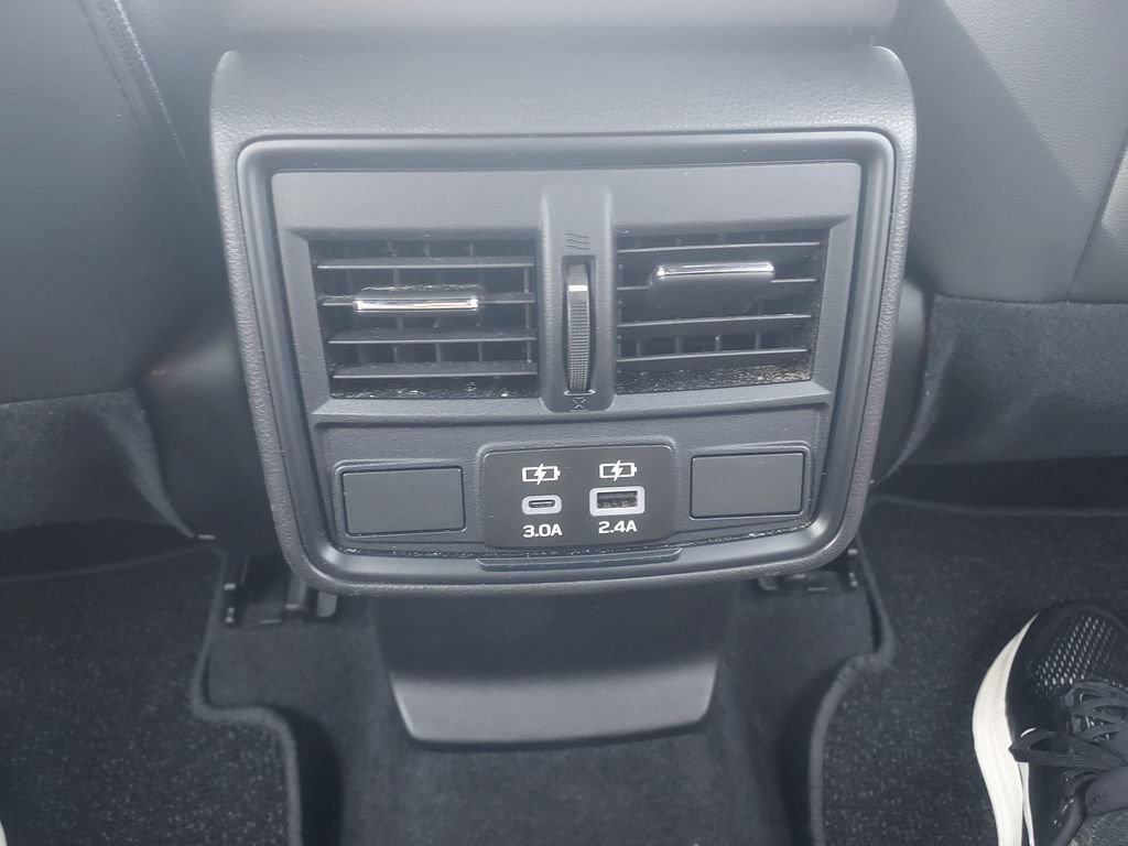 Certified 2025 Subaru Forester Premium AWD/4WD image 13