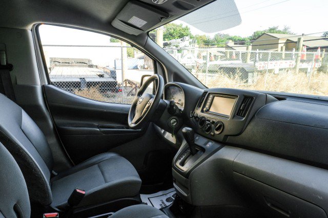 Used 2020 Nissan NV200 S image 19