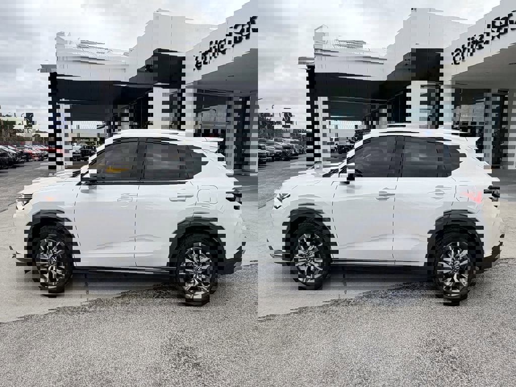 Certified 2025 Acura ADX FWD image 9