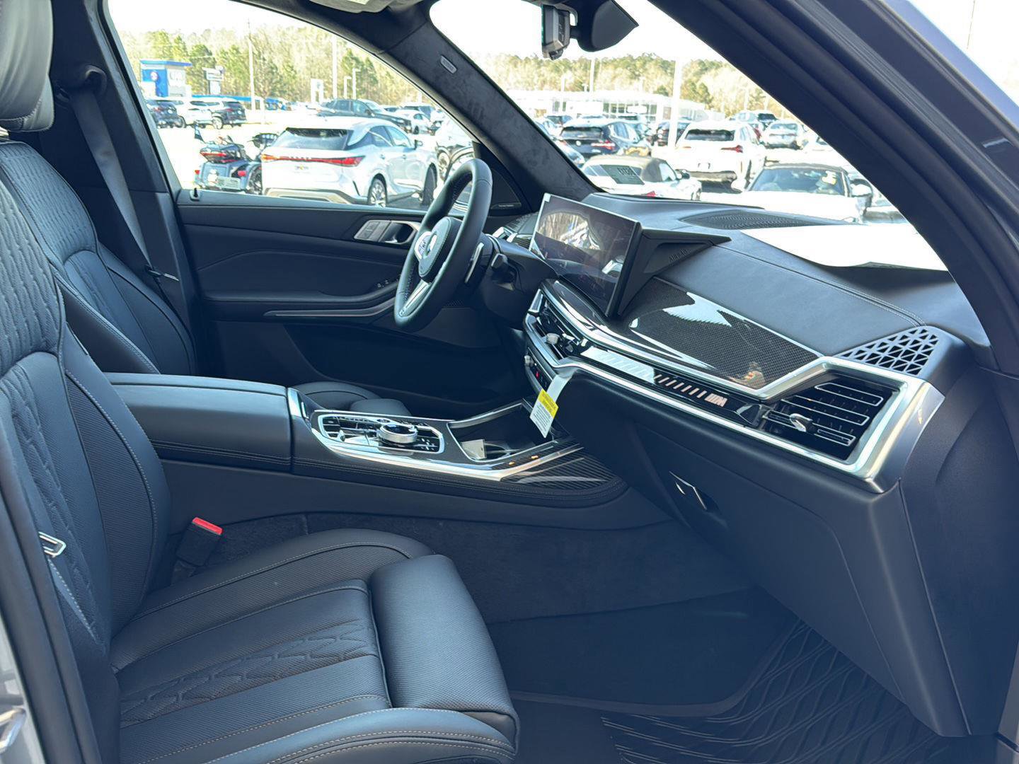 New 2026 BMW X7 M60i image 11