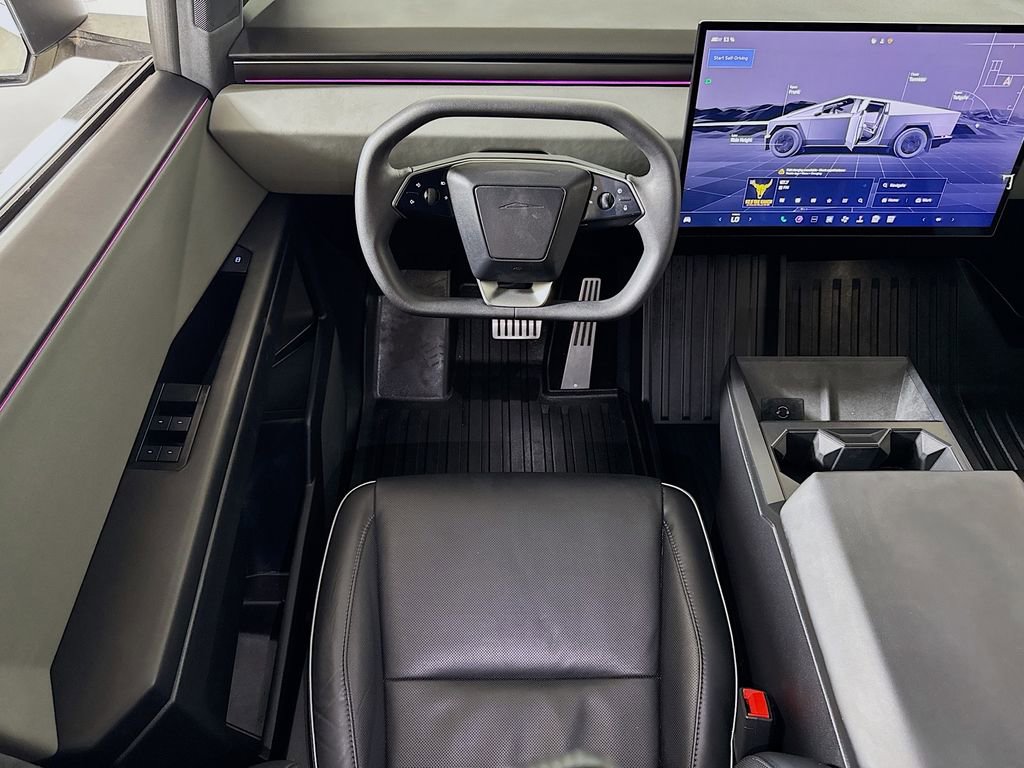 Used 2024 Tesla Cybertruck AWD Crew Cab image 20