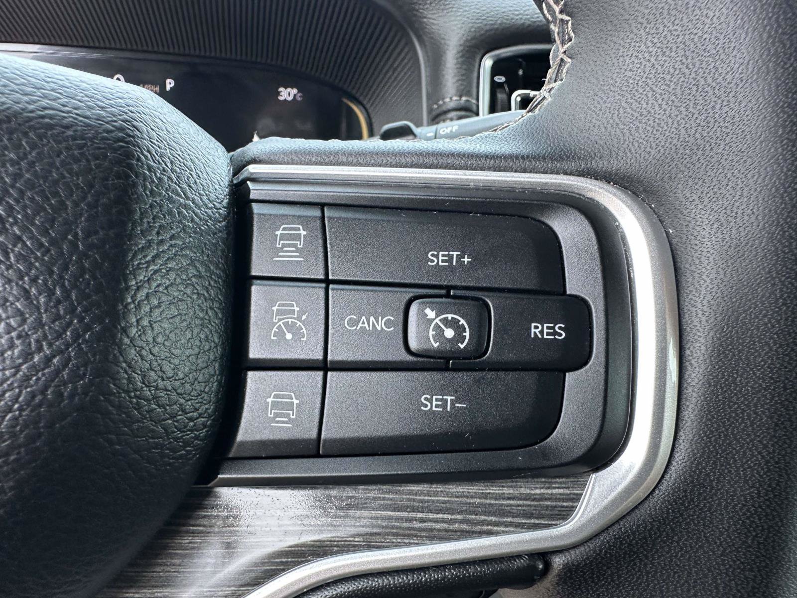 Used 2024 Jeep Wagoneer Series II AWD/4WD image 17