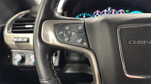 Used 2020 GMC Yukon XL Denali image 12
