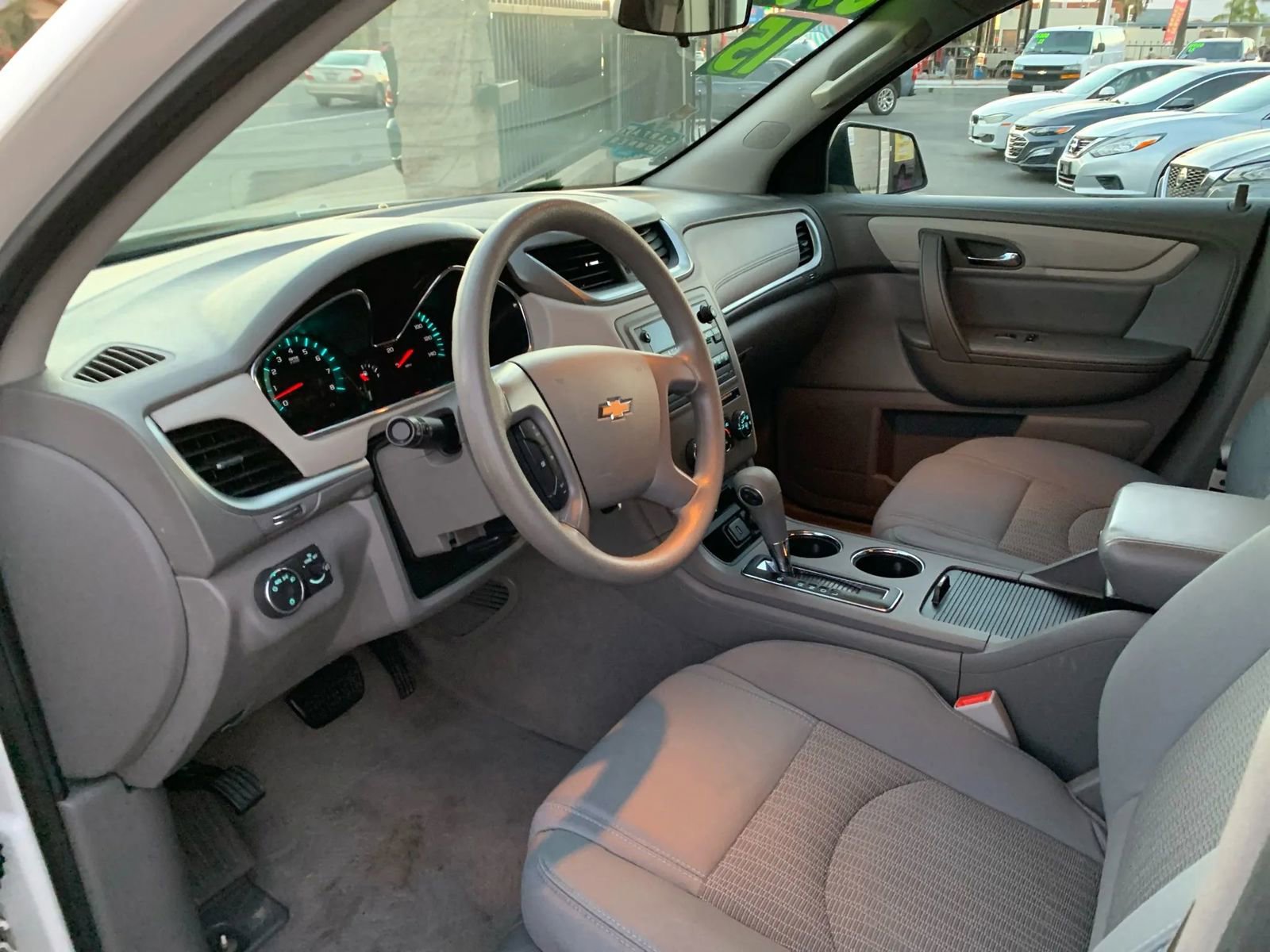 Used 2015 Chevrolet Traverse LS image 28