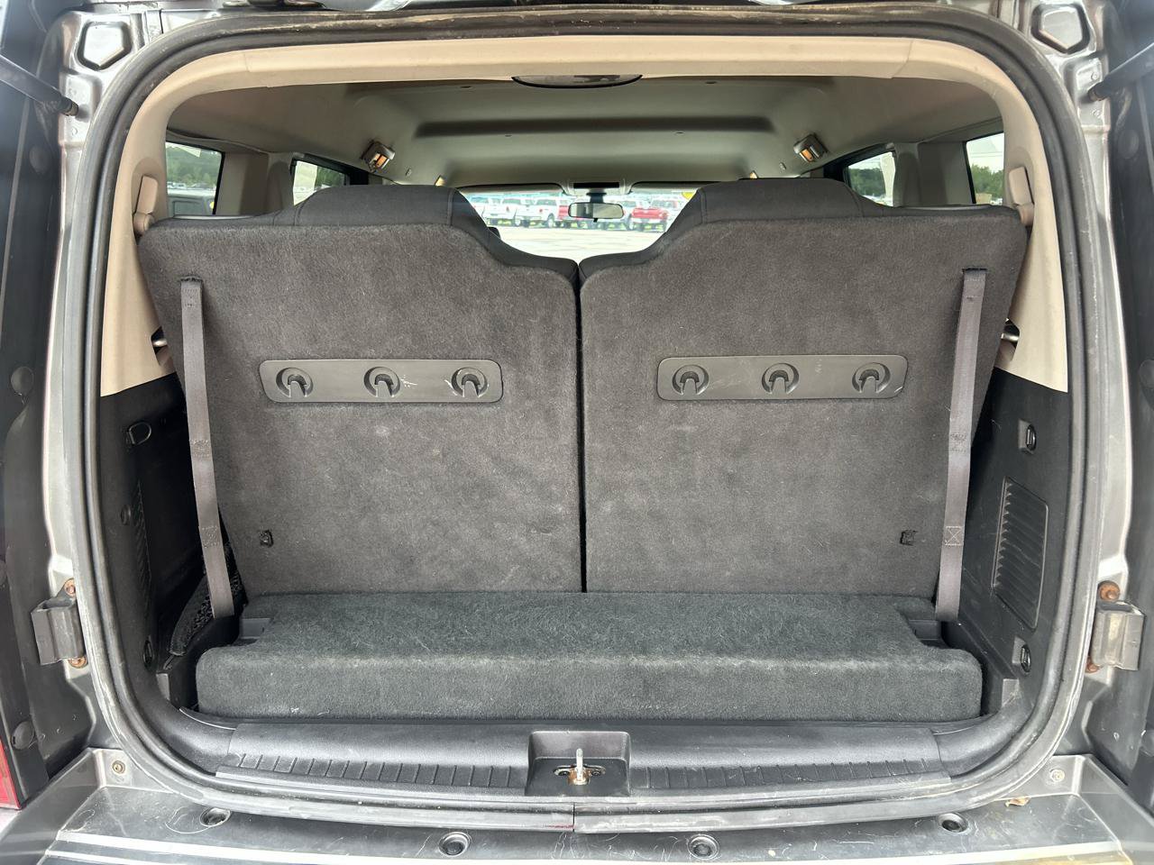 Used 2008 Jeep Commander Sport AWD/4WD image 18