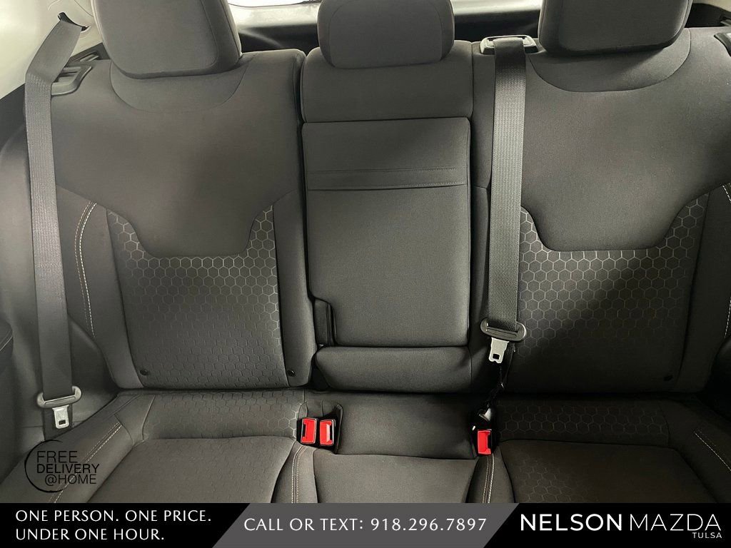 Used 2019 Jeep Compass Sport image 32